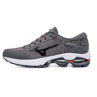 Mizuno Invictus 2