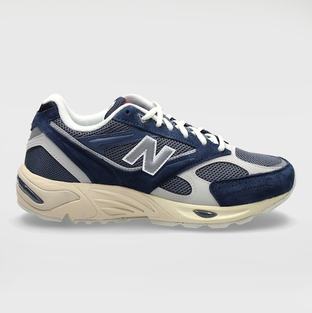 New Balance 880R